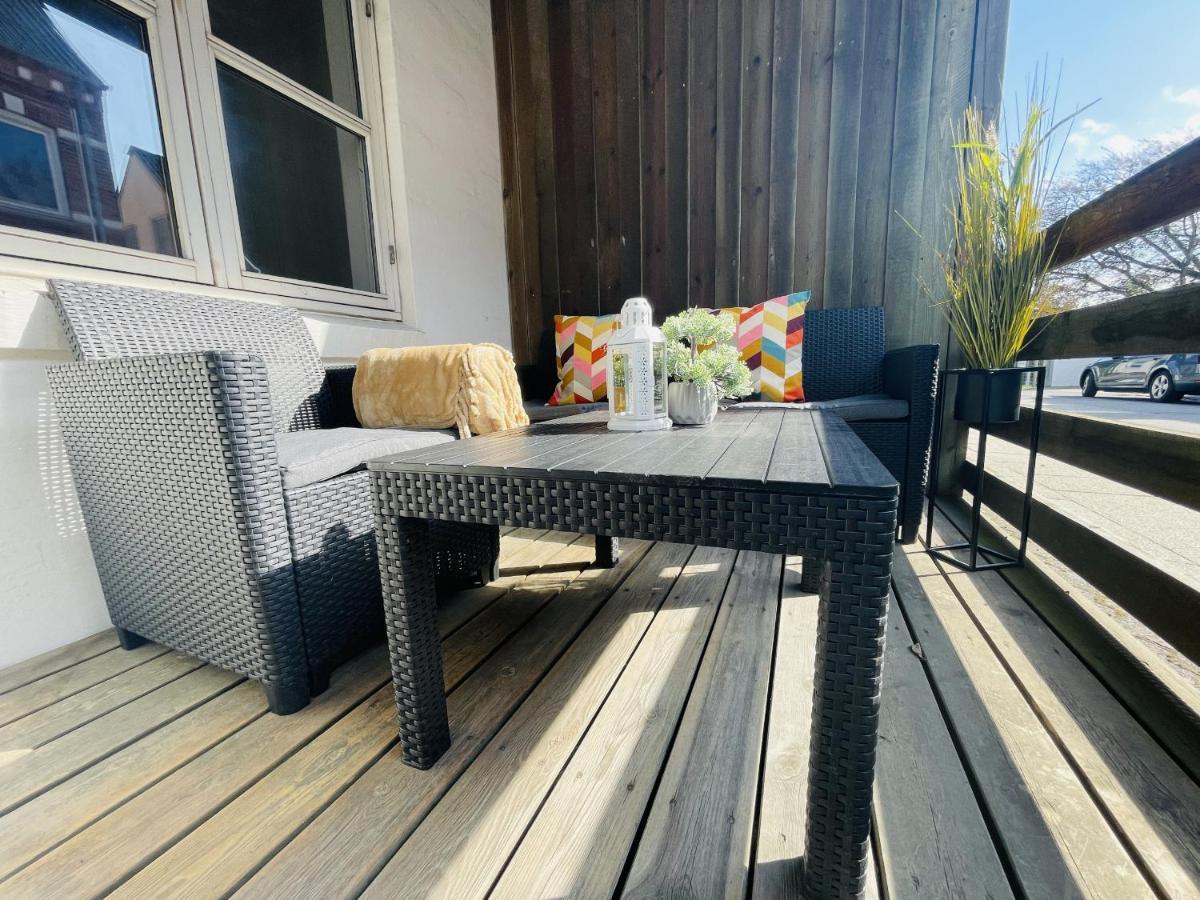 Aday - Central Terrace Apartment In Hjørring Extérieur photo